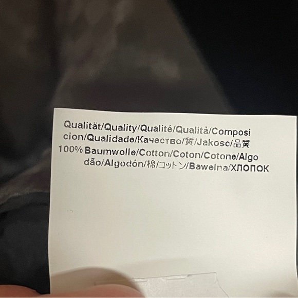 Hugo Boss black velvet blazer - Picture 6 of 7